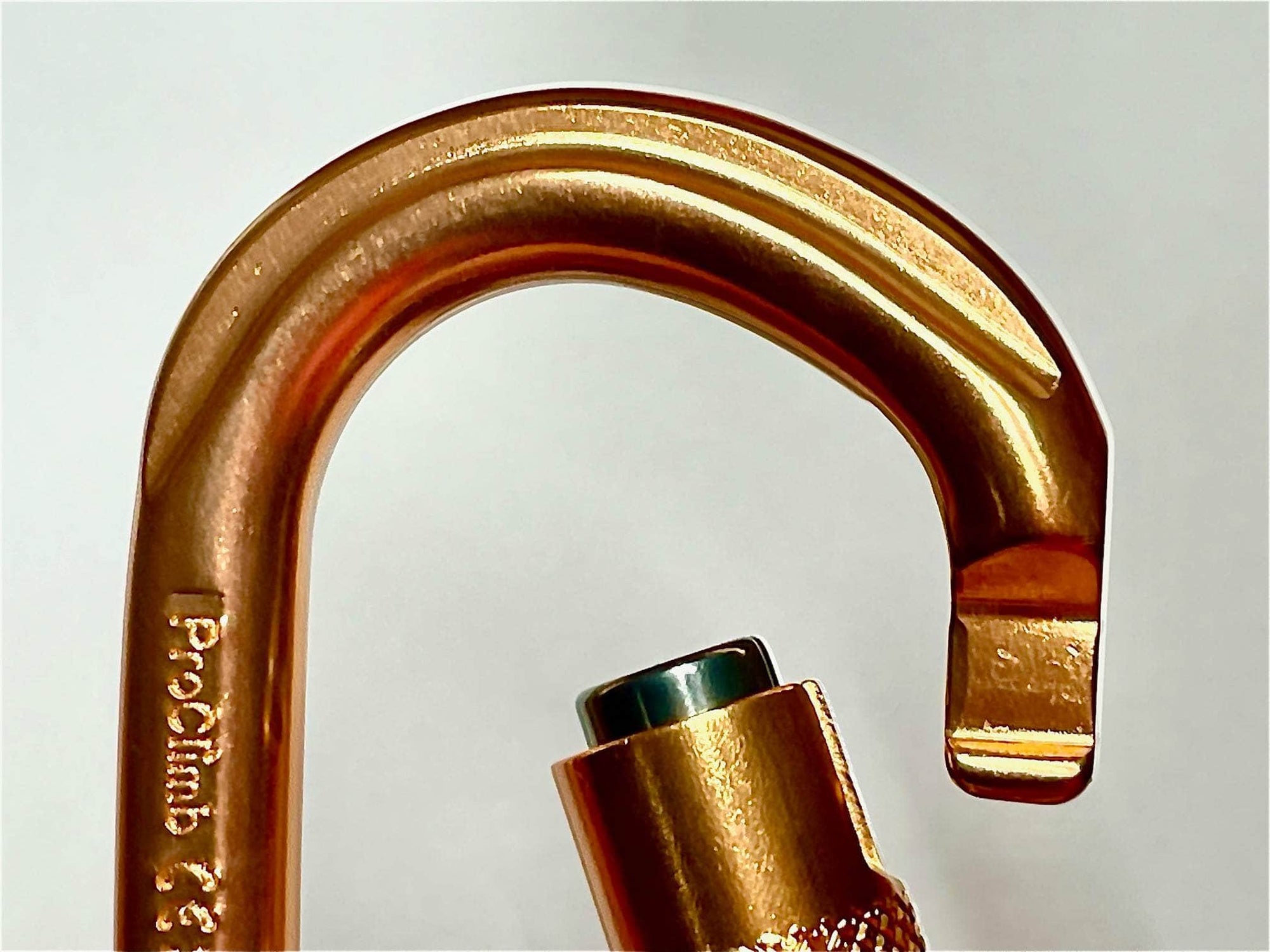 ProClimb Triple Lock True Oval Aluminum Carabiner Pelican